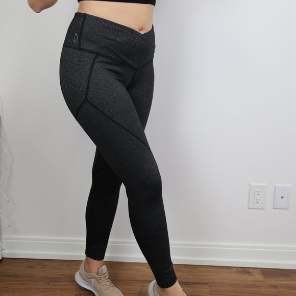 BLX THE LABEL - FEARLESS V-WAIST LEGGINGS IN CHARCOAL - Picture 4 of 4